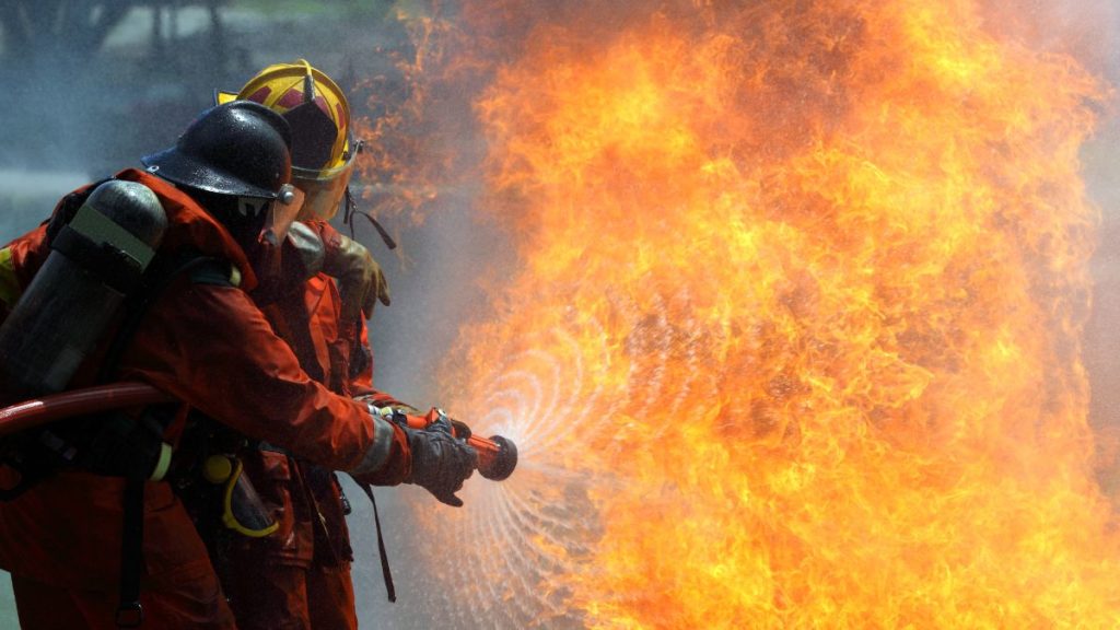profesi pemadam kebakaran